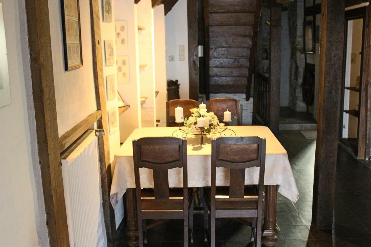 Alter Posthof Lieser Luaran gambar